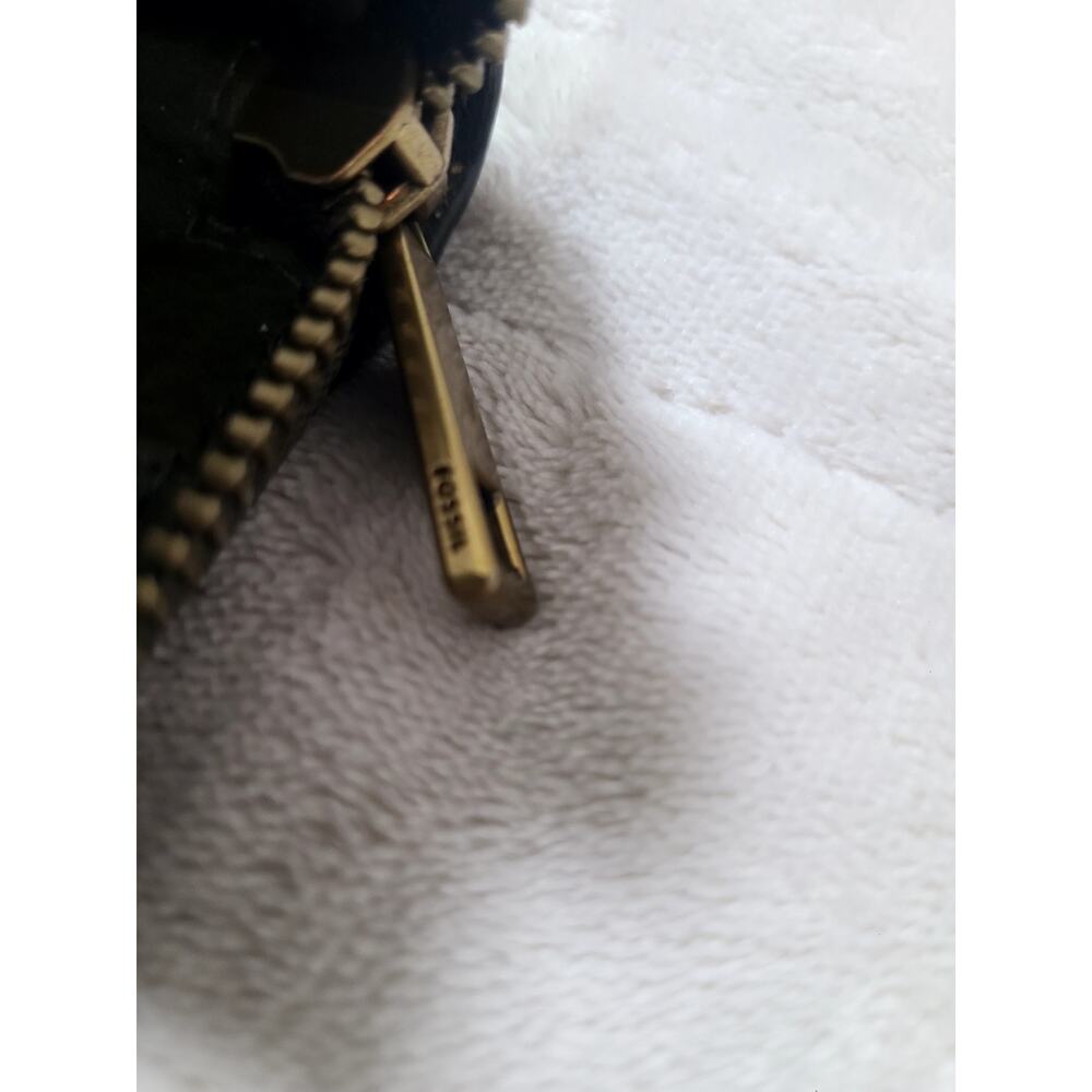 Fossil Green Leather Zip Around Wallet Clutch Snake Embossed Gold Hardware - Picture 6 of 8